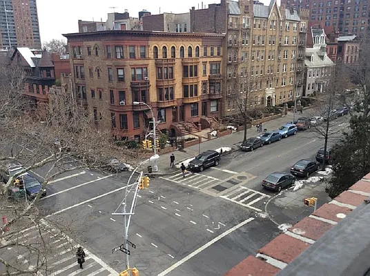 Rented by MNS | media 24