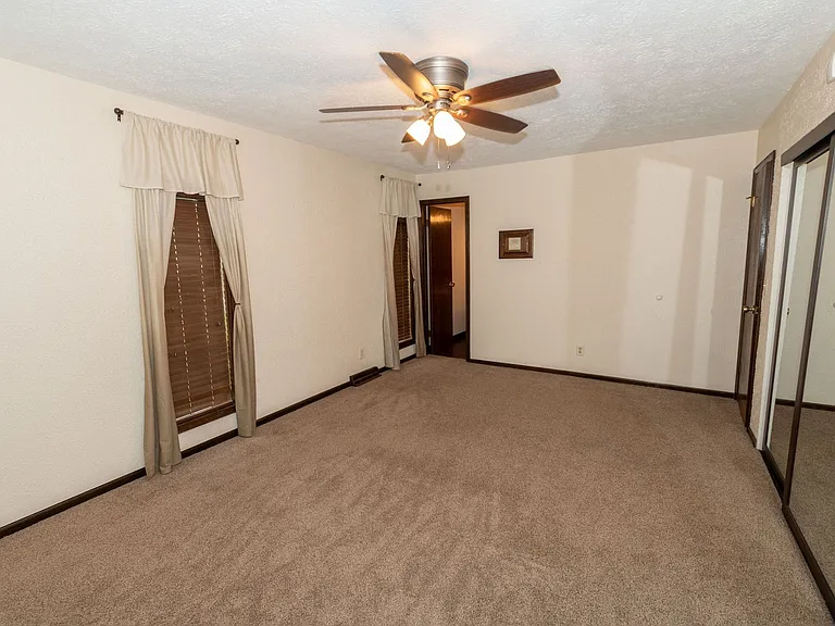 12144 Pennyroyal Ln — Photo 21