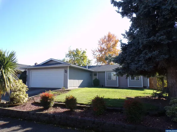 4754 Ravine Ct NE, Salem, OR 97305