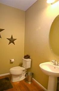 1/2 bath