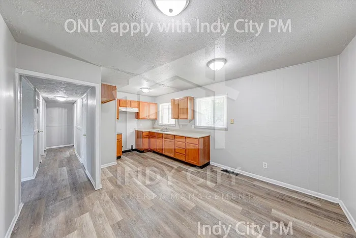 3916 W 30th St — Photo 7