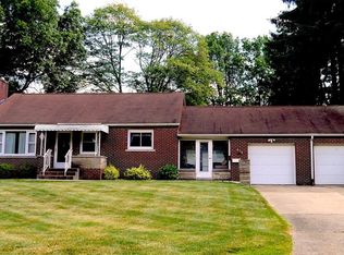 616 E Tuscarawas Ave, Barberton, OH 44203