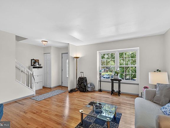 2nd image of 11436 Applegrath Way