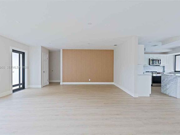5th image of 4115 Madison St