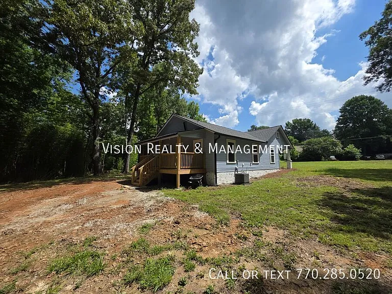 804 Highway 27 N — Photo 3