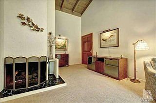 4th image of 2068 E Stonesgate St