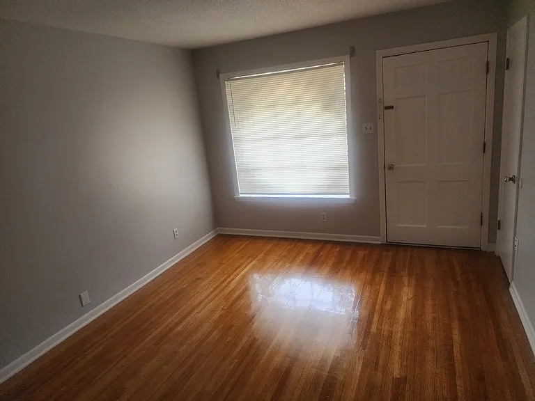3323 Brevard Dr — Photo 7