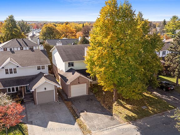 2nd image of 17 Constable St
