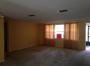 209 W Hill St, Inverness, FL 34452