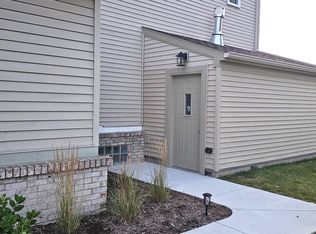 7809 Dover Dr, Ypsilanti, MI 48197