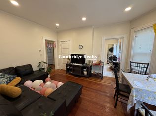 31 Mansfield St #1, Allston, MA 02134
