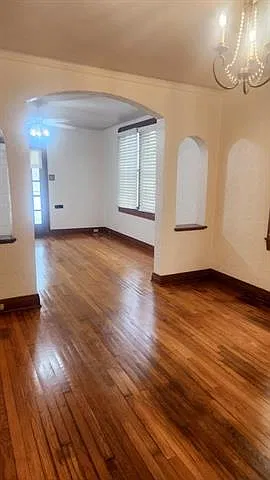 2 bed, 1.0 bath, 1100 sqft, $2,000 — Photo 4
