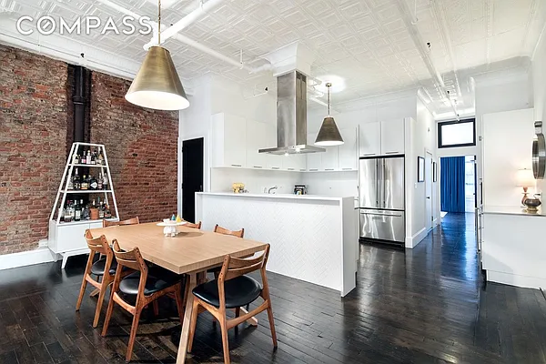 Sold by Compass | media 2