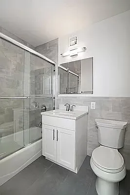 Sold by R New York | media 14