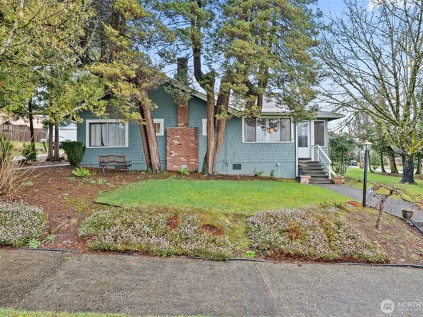 121 SE 9th Street, Chehalis, WA 98532