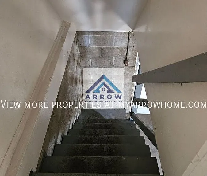 10116 Cloverdale Dr — Photo 21
