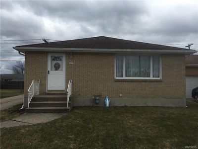 83 Lydia Ln, Cheektowaga, NY, 14225