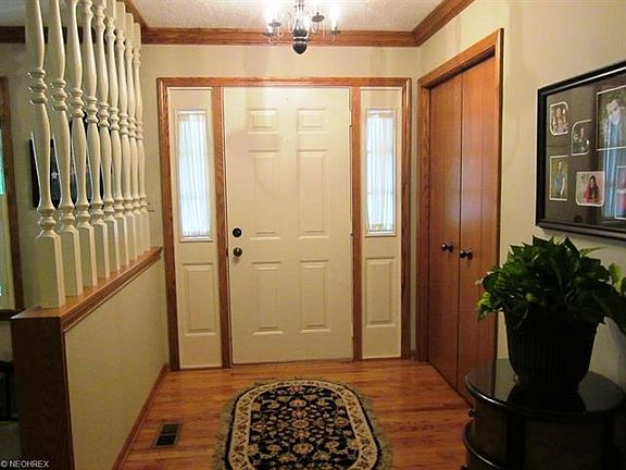 3rd image of 3060 Devan Vale Dr