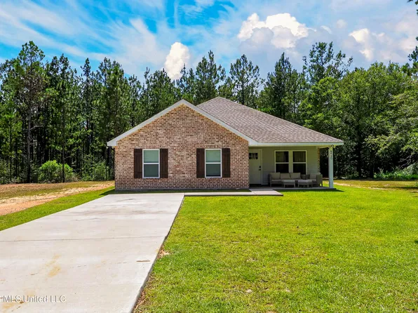 8620 Mint Julep Dr, Perkinston, MS 39573