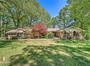 8546 Par Ln, Rogers, AR 72756