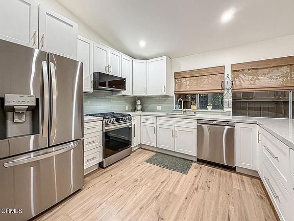 4th image of 5465 Newcastle Ave APT 6