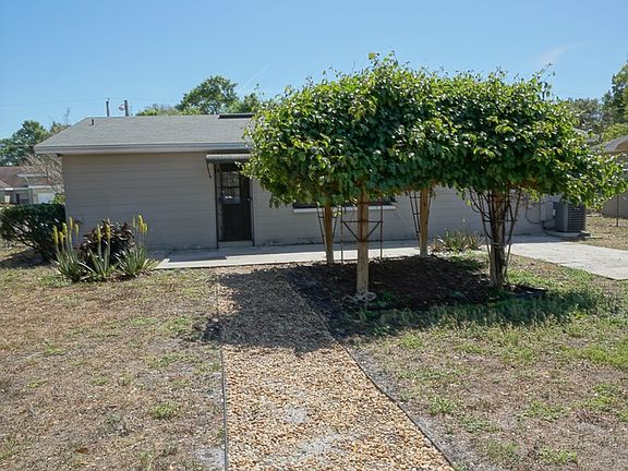 5th image of 2711 W Osborne Ave