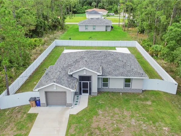 3214 45th St W, Lehigh Acres, FL 33971