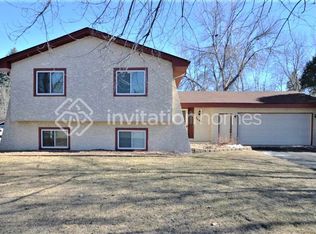 7641 Edgewood Dr, Mounds View, MN 55112