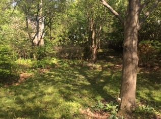 265 Bryant Ave, Glen Ellyn, IL 60137