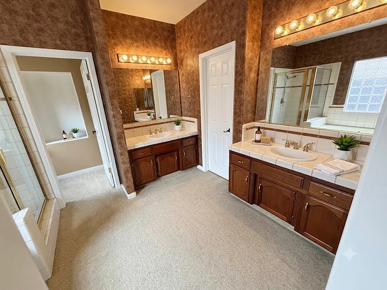 6401 Lavender Gate Dr — Photo 7