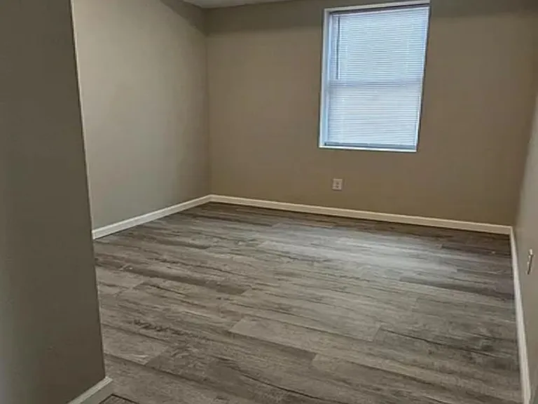 1318 W Rockland St #2 — Photo 9