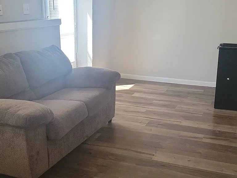 12 Andrew Ct — Photo 5
