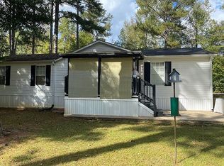 77 Cherokee Cir, Locust Grove, GA 30248