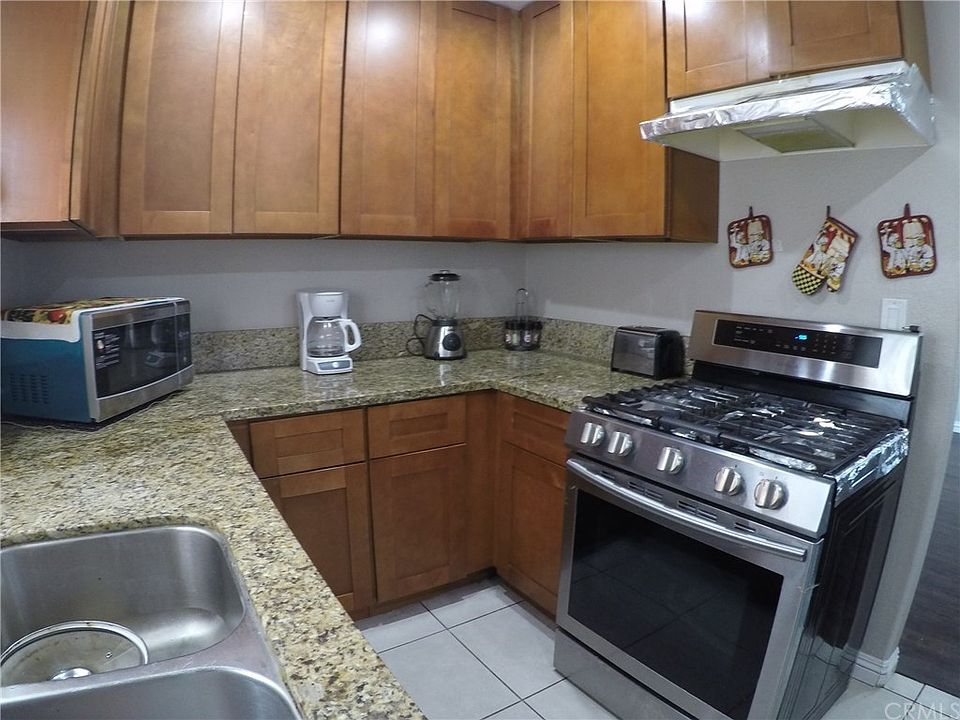 1st image of 898 Maryess Dr