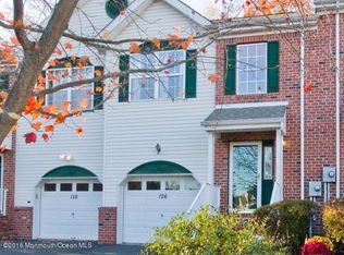 126 Heron Ct, Manalapan, NJ 07726