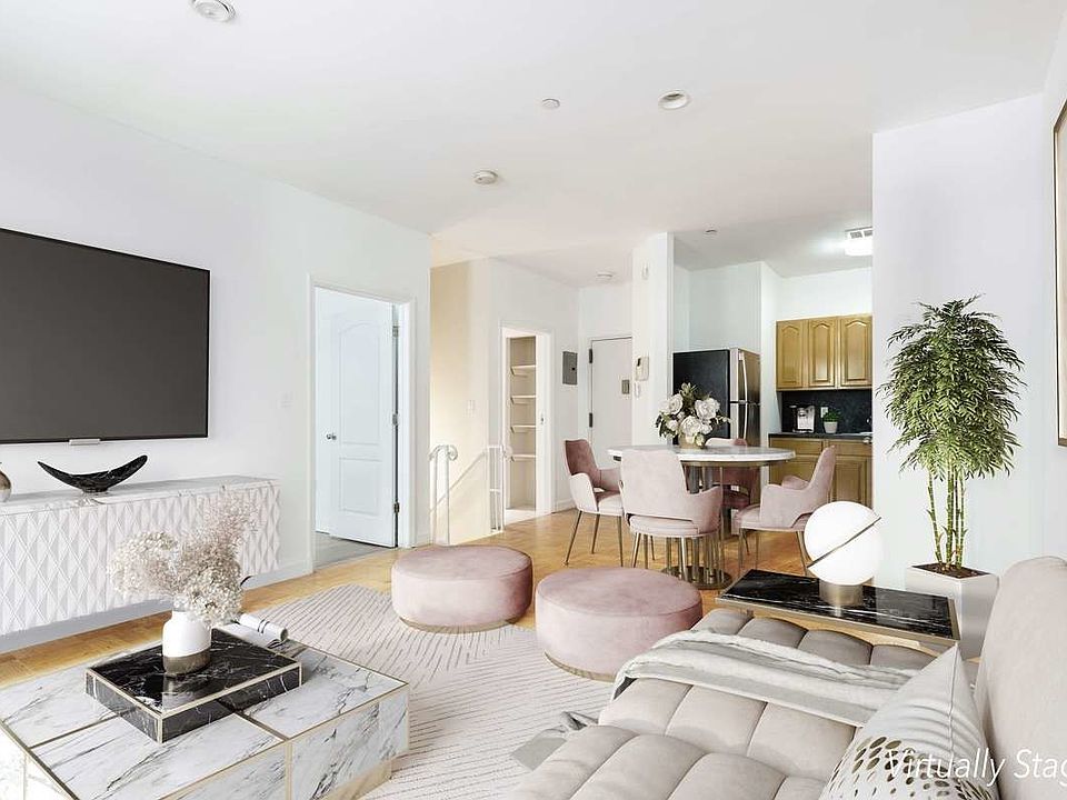 1st image of 27 Irving Pl #B1