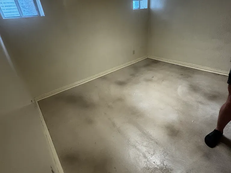 354 E Edith Ave #B — Photo 2