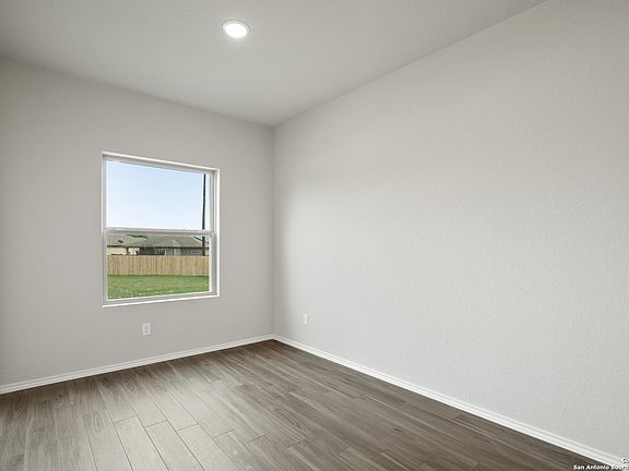 5th image of 5166 Sandstone Way