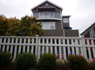 4152 54th Ave SW, Seattle, WA 98116