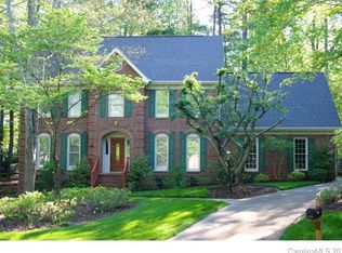 9305 Sardis Glen Dr, Matthews, NC 28105