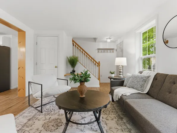 69 Collinsbrook Road, Brunswick, ME 04011