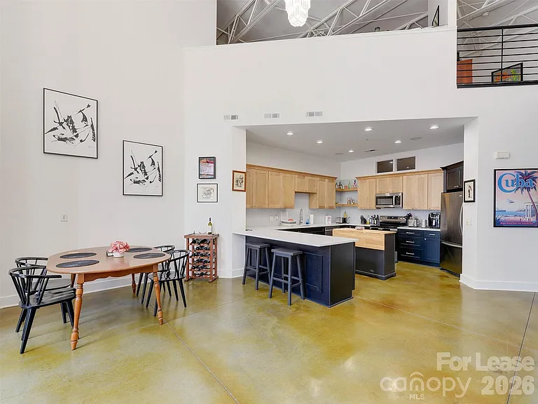 909 Westmere Ave — Photo 10