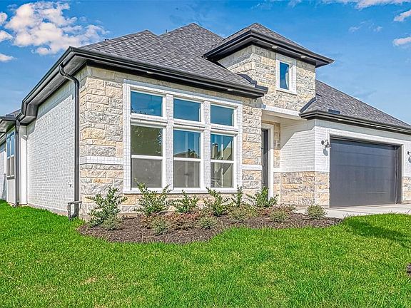 3rd image of 9715 Highland Pointe Dr