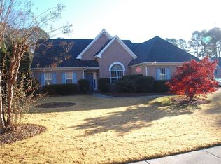 2678 Links Overlook Dr, Dacula, GA 30019