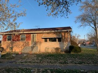 11 Charing Cross Rd, Chicago Heights, IL 60411