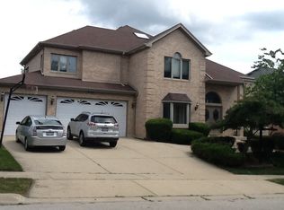 227 Wren Ct, Bloomingdale, IL 60108