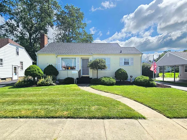 127 Loomis Ave, Clio, MI 48420