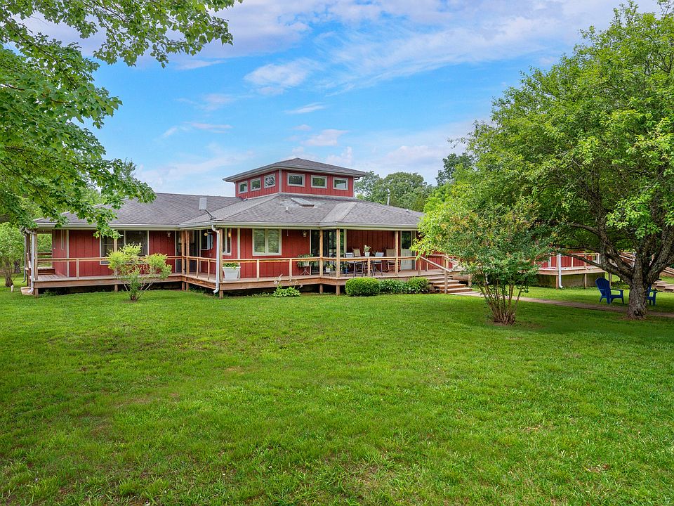 1st image of 859 Flatwoods Rd
