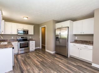 150 McAfee Ln, Salvisa, KY 40372