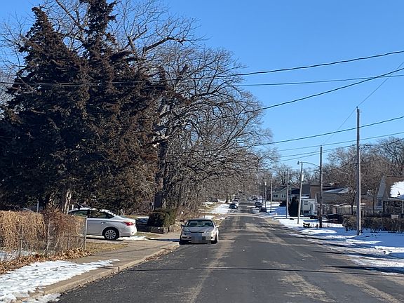 4th image of 1127 W Nowland Ave